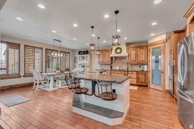 6455 S RAYMOND DR, South Weber, UT 84405