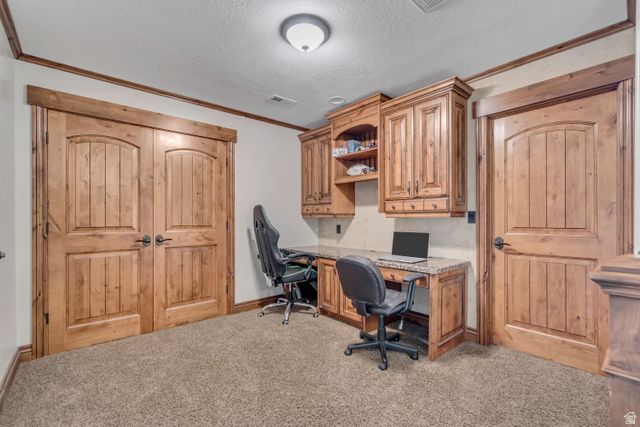 6455 S RAYMOND DR, South Weber, UT 84405