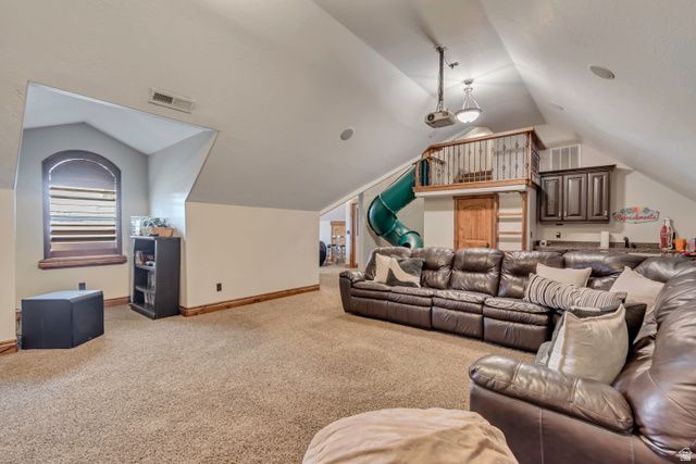 6455 S RAYMOND DR, South Weber, UT 84405