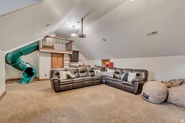 6455 S RAYMOND DR, South Weber, UT 84405