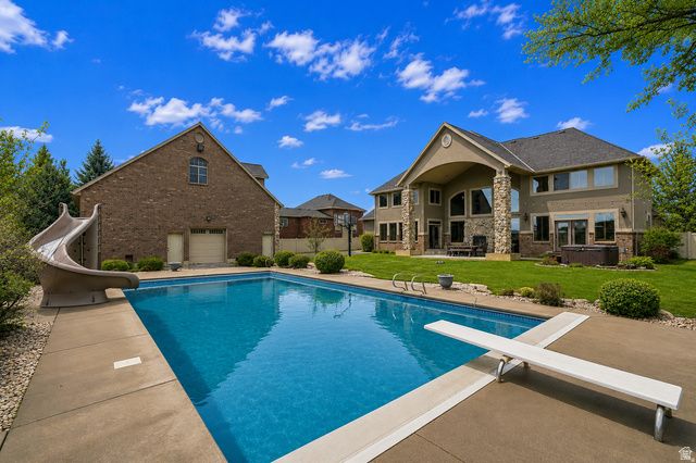 6455 S RAYMOND DR, South Weber, UT 84405