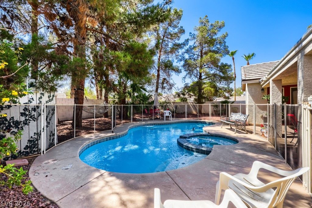205 Glacier Drive, Henderson, NV 89074 — photo 4