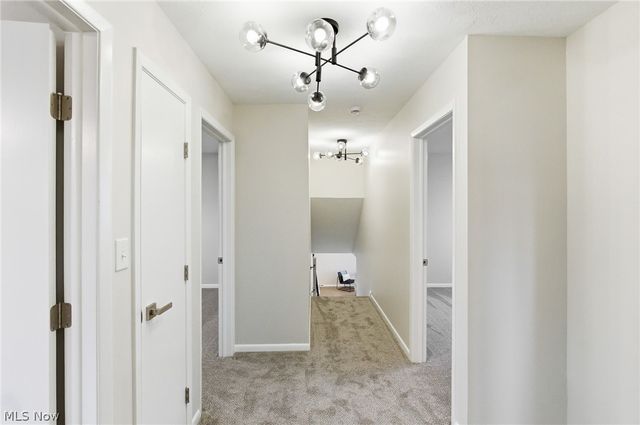 6344 Gale Drive, Seven Hills, OH 44131