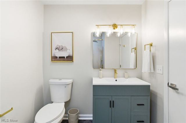 6344 Gale Drive, Seven Hills, OH 44131