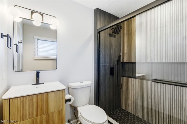 6344 Gale Drive, Seven Hills, OH 44131