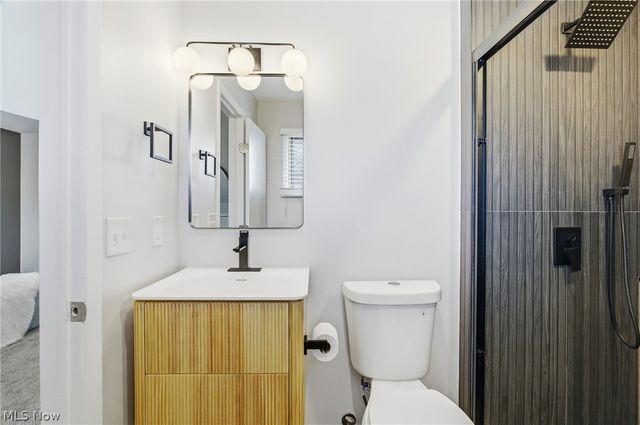 6344 Gale Drive, Seven Hills, OH 44131