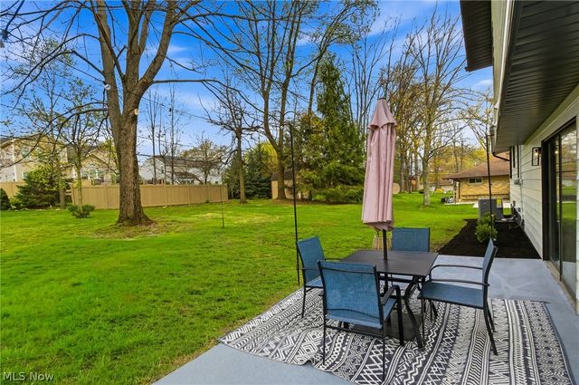 6344 Gale Drive, Seven Hills, OH 44131