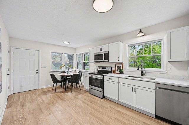 87 Juniper Street, Mahtomedi, MN 55115