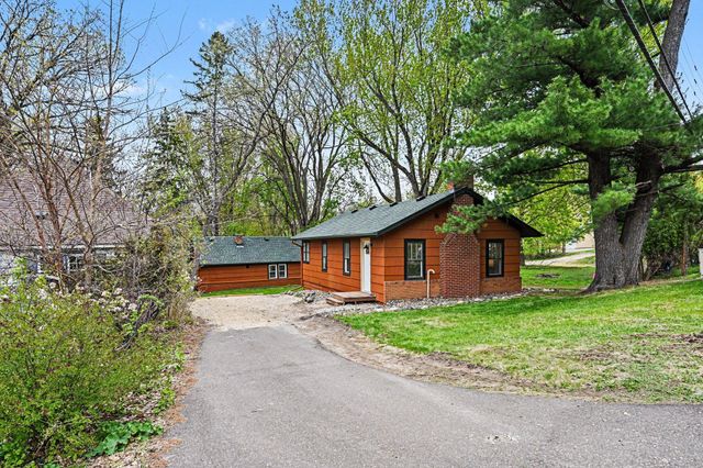 87 Juniper Street, Mahtomedi, MN 55115