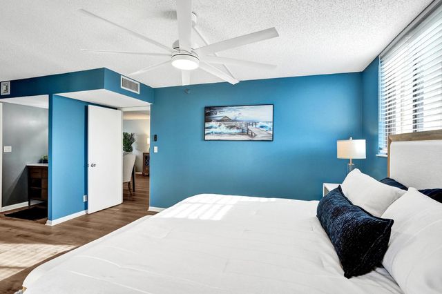 300 Ocean Trail Way 410, Jupiter, FL 33477