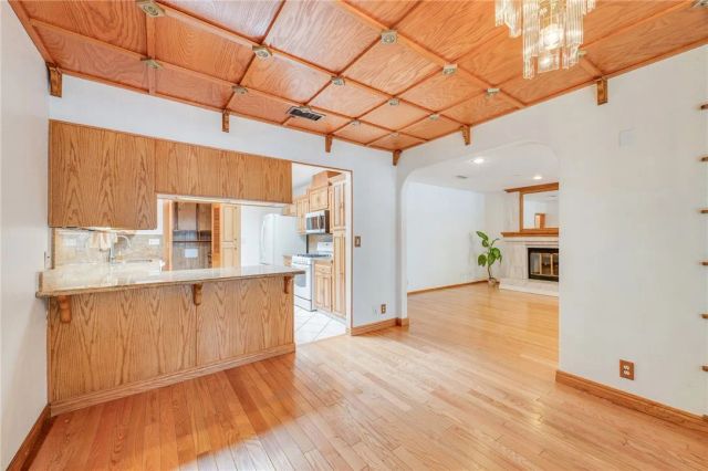 3352 Larga, Los Angeles, CA 90039