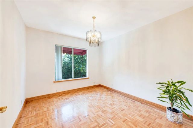 3352 Larga, Los Angeles, CA 90039