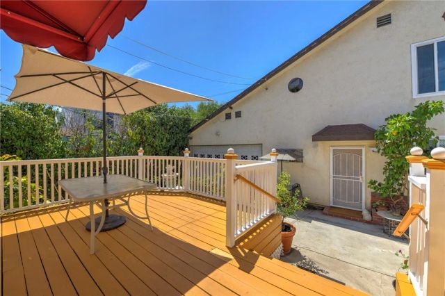 3352 Larga, Los Angeles, CA 90039
