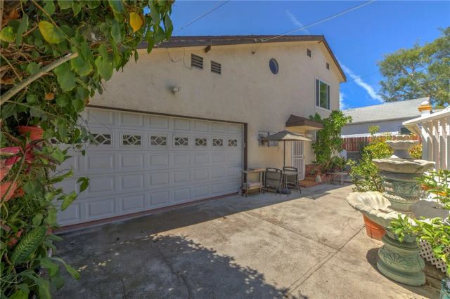 3352 Larga, Los Angeles, CA 90039