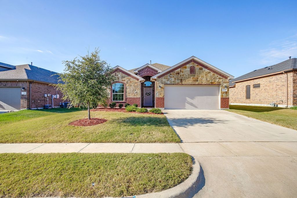 1106 Tiburon Trail, Cleburne, TX 76033