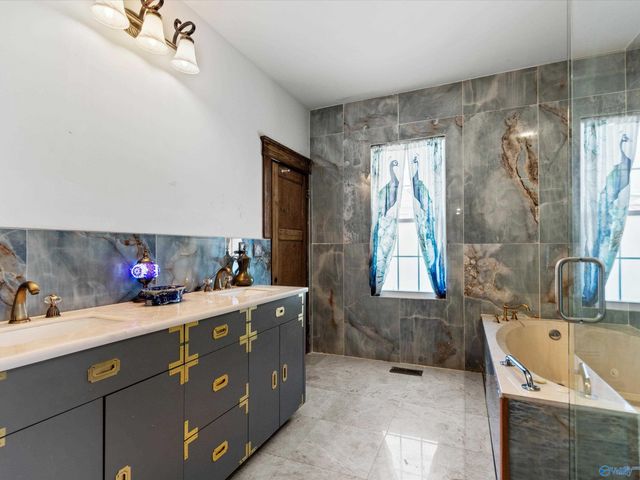 100 W Bryan Street, Athens, AL 35611