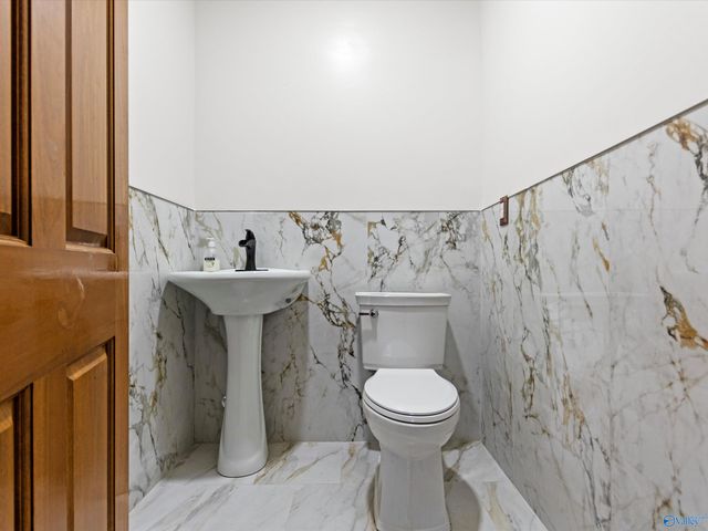 100 W Bryan Street, Athens, AL 35611