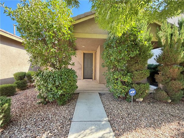 15121 Sorrel Road, Victorville, CA 92394