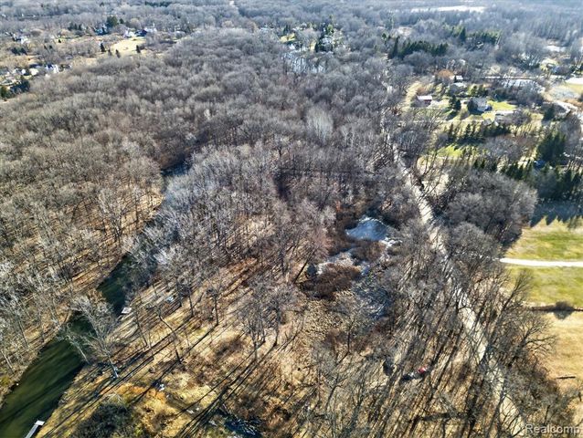 11770 Shaffer Road, Davisburg, MI 48350