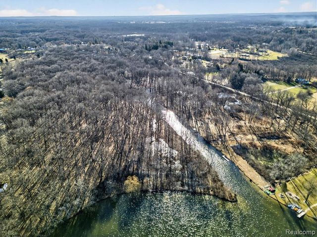 11770 Shaffer Road, Davisburg, MI 48350