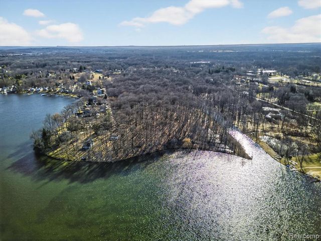 11770 Shaffer Road, Davisburg, MI 48350