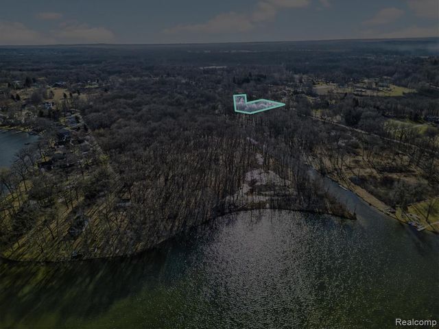 11770 Shaffer Road, Davisburg, MI 48350