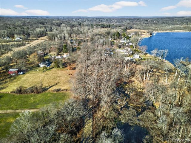 11770 Shaffer Road, Davisburg, MI 48350