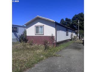 91323 SANDSTONE Ln 418, Coos Bay, OR 97420