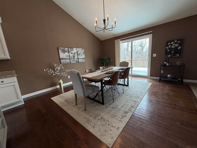 10295 Northridge Court, White Lake, MI 48386