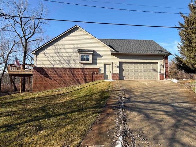 10295 Northridge Court, White Lake, MI 48386