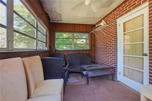 212 Oak Ridge Drive SE, Marietta, GA 30060