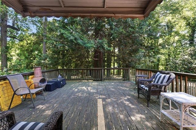 212 Oak Ridge Drive SE, Marietta, GA 30060
