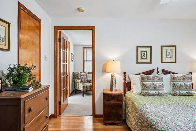 4949 Idlewild AVENUE, Whitefish Bay, WI 53217