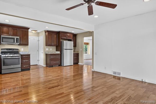 14081 Riga Street, Livonia, MI 48154