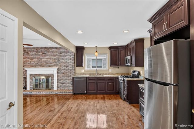 14081 Riga Street, Livonia, MI 48154