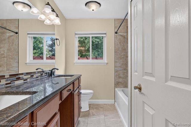 14081 Riga Street, Livonia, MI 48154