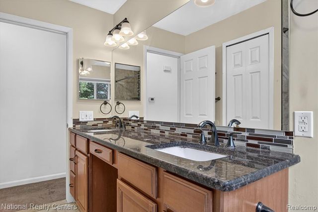 14081 Riga Street, Livonia, MI 48154