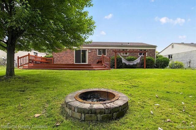 14081 Riga Street, Livonia, MI 48154