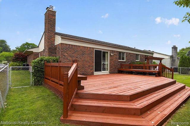 14081 Riga Street, Livonia, MI 48154