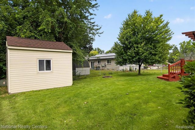 14081 Riga Street, Livonia, MI 48154