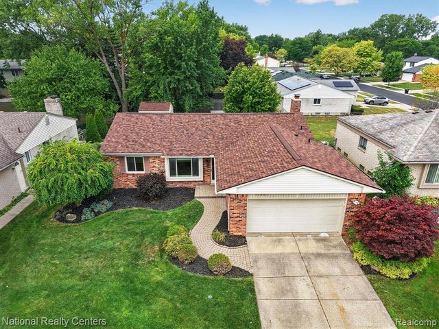 14081 Riga Street, Livonia, MI 48154