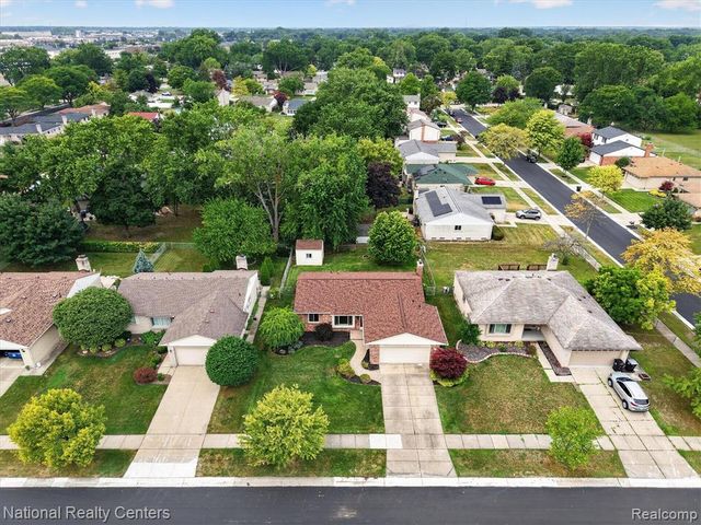14081 Riga Street, Livonia, MI 48154