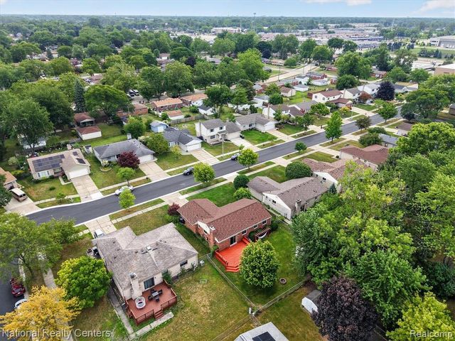 14081 Riga Street, Livonia, MI 48154