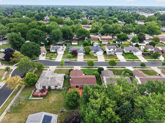 14081 Riga Street, Livonia, MI 48154