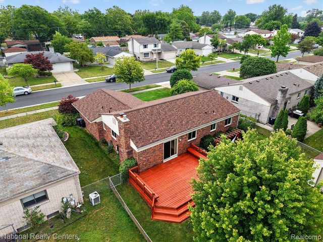 14081 Riga Street, Livonia, MI 48154
