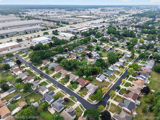 14081 Riga Street, Livonia, MI 48154