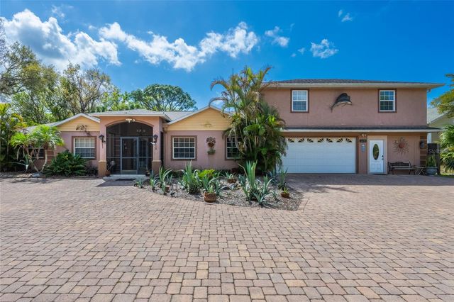 690 PERCHERON CIRCLE, Nokomis, FL 34275