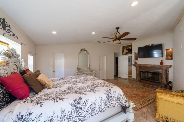 690 PERCHERON CIRCLE, Nokomis, FL 34275