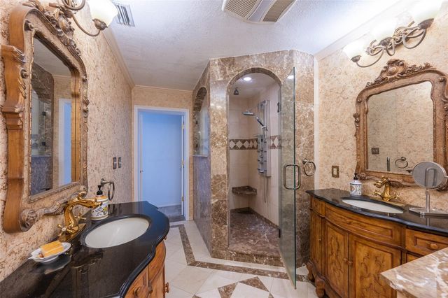 690 PERCHERON CIRCLE, Nokomis, FL 34275