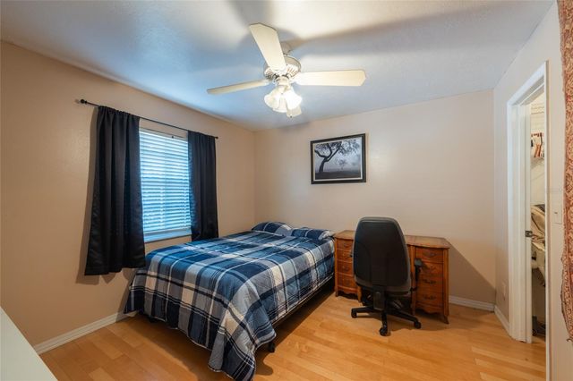 690 PERCHERON CIRCLE, Nokomis, FL 34275